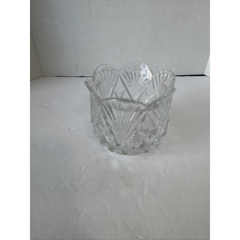 Heavy Clear Lead Crystal Scalloped Bowl Vase Candle Holder 4.25" Tall